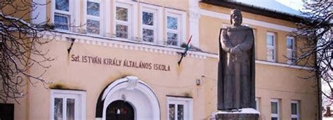 A Bőnyi Szent István Király Általános Iskola sportpályája