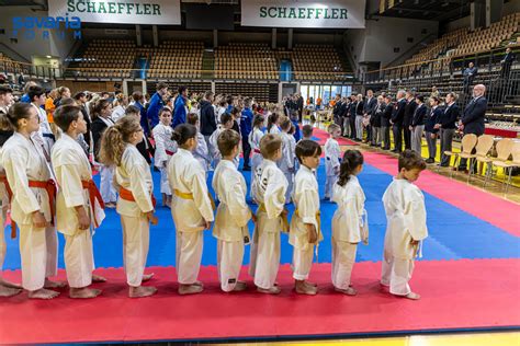 Karate kupa díjátadó