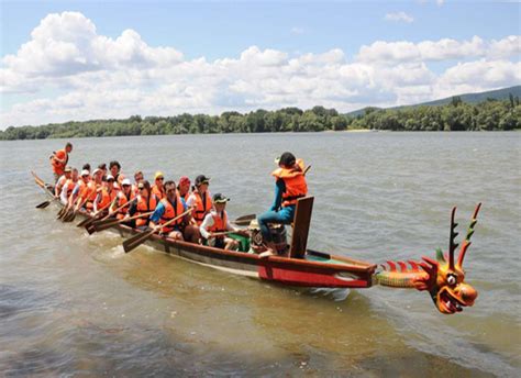 Sárkányhajózás a Dunán