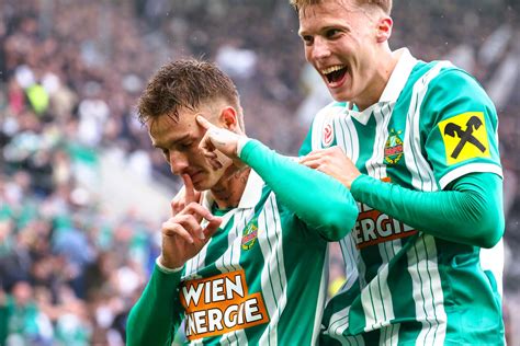 Bolla Bendegúz akcióban a Rapid Wien színeiben a Konferencia-ligában