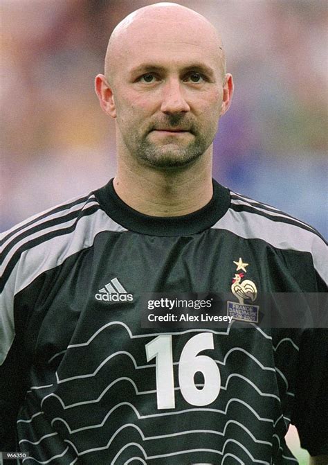 Fabien Barthez a kapuban
