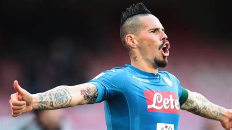 Marek Hamšík a Napoli csapatkapitányaként