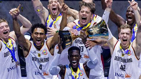NBA és FIBA hárompontos vonalak összehasonlítása