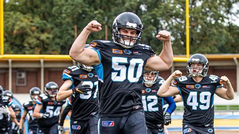 Panthers Wrocław csapatának logója és mezei