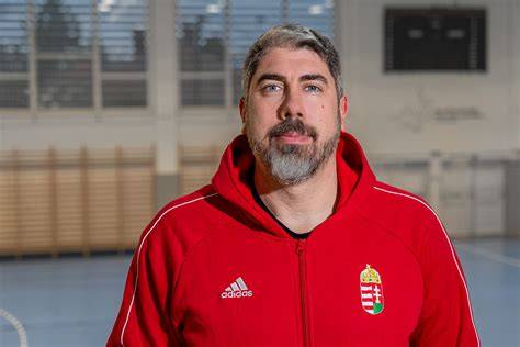 Kaló Sándor, edzőként a Veszprém kispadján