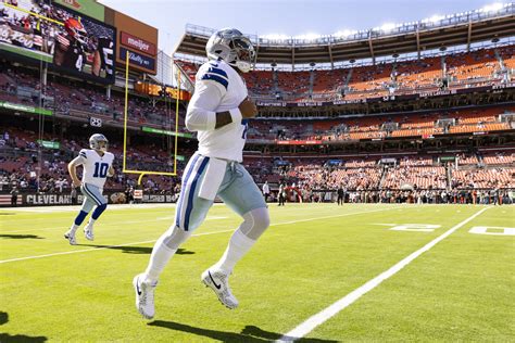 Az NFL legjobban fizetett irányítói infografika