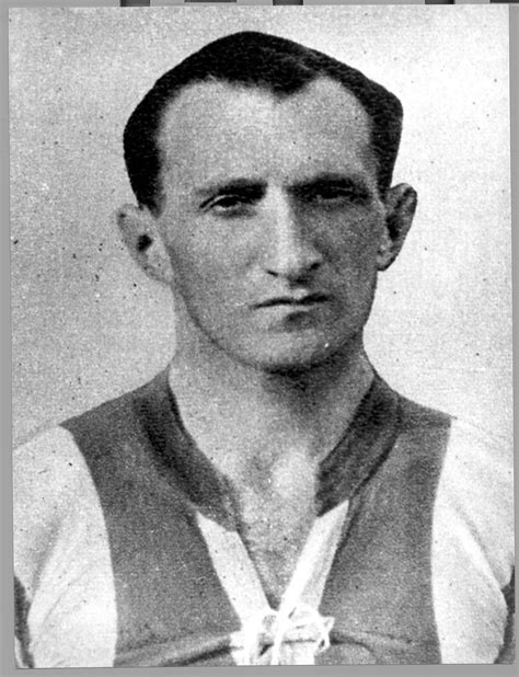 Kerkovits Gyula sportoló profilképe mezben