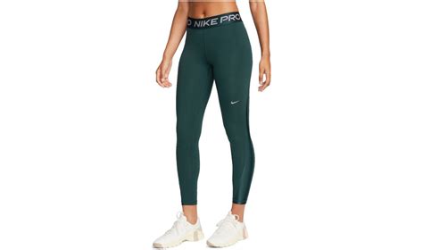 Különböző típusú Nike kompressziós alsó öltözetek