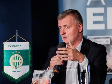 Kubatov Gábor az FTC sajtótájékoztatóján