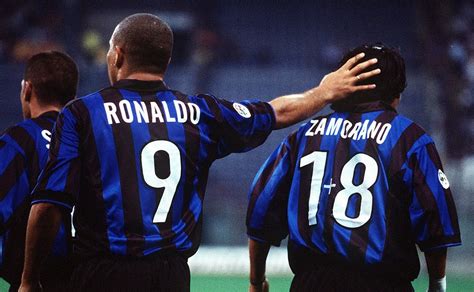 Iván Zamorano 1+8-as mezszáma
