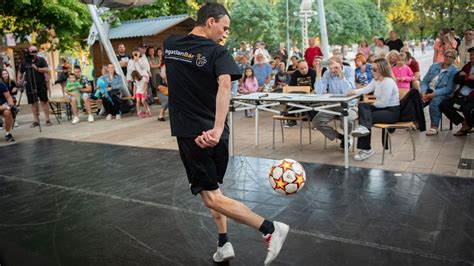 Keresztesi Róbert freestyling közben
