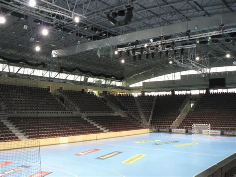 A Veszprém Aréna belső tere egy izgalmas mérkőzés előtt