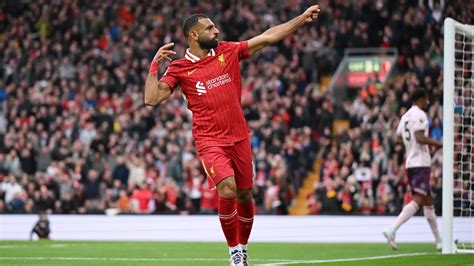 Mohamed Szalah akció közben Liverpool mezben