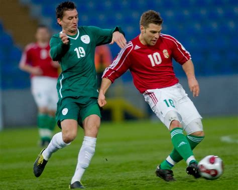 Algyői futballcsapat akcióban egy felkészülési mérkőzésen