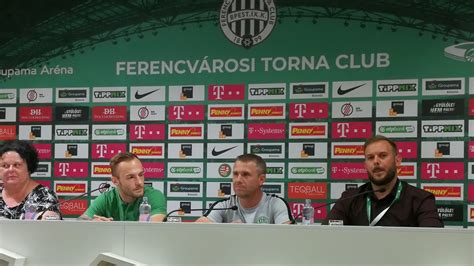 Szergej Rebrov, a Ferencváros vezetőedzője meccs közben