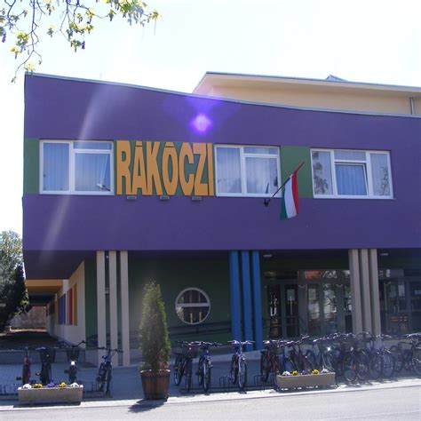 II. Rákóczi Ferenc Általános Iskola sportcsarnoka