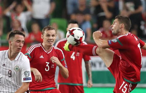 A labdarúgó átigazolások szabályainak hatása a klubokra