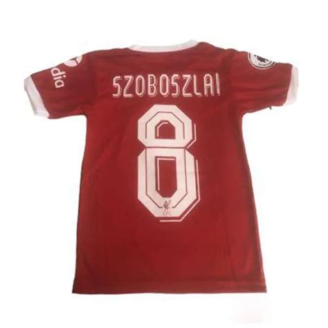 Foci mezek különböző csapatoktól