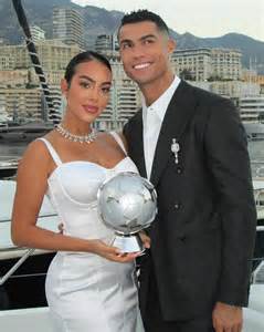 Cristiano Ronaldo és Georgina Rodríguez romantikus pillanatban