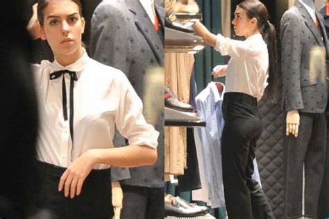 Georgina Rodríguez a Gucci divatbemutatóján Milanóban