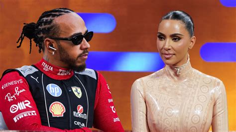 Kim Kardashian és Lewis Hamilton a Super Bowlon