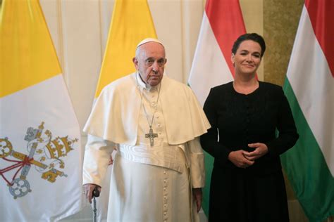 Ferenc pápa az Apostoli Palotában fogadja a sportolókat