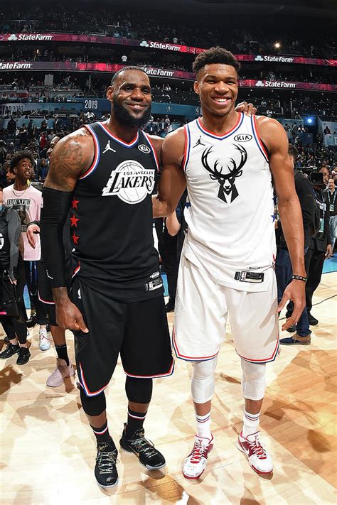 LeBron James és Giannis Antetokounmpo csapatkapitányként