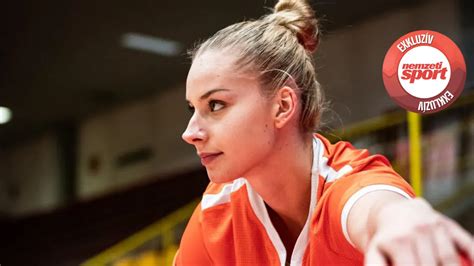 Juhász Dorka játék közben a Galatasaray színeiben