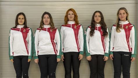 Magyar női curling válogatott edzésen