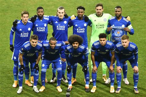 Leicester City játékosok ünneplik a BL-továbbjutást
