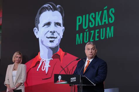 Orbán Viktor beszédet tart a Puskás Aréna átadásán