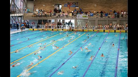 Úszóverseny az Aqua Sportközpontban Győrben