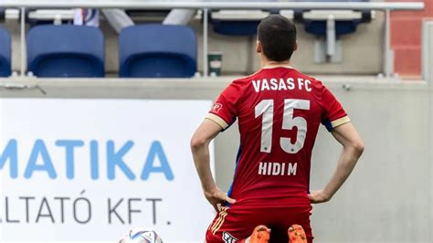 Vasas csapatünneplés a feljutás után