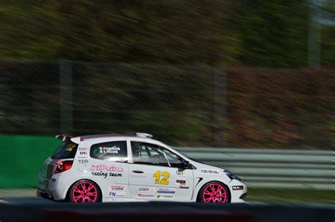 TCR versenyautók rajtnál