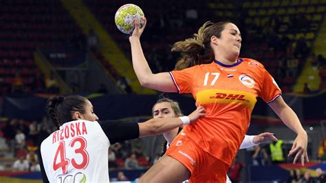 Hollandia és Észak-Macedónia kézilabda csapatainak logói