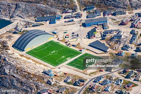 Nuuk Stadion modern kép