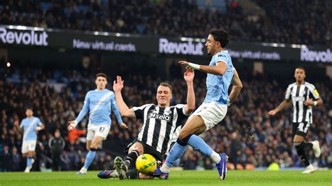Manchester City játékosai ünneplik a Ligakupa győzelmet a Wembley-ben