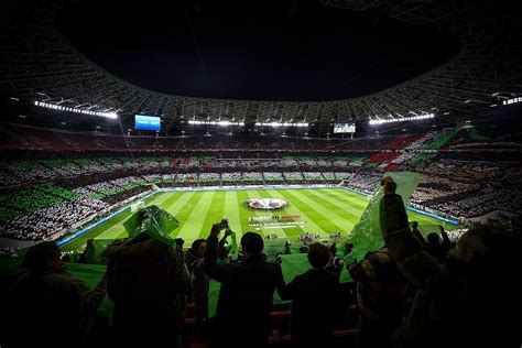 A Wembley Stadion belső nézete egy mérkőzés előtt