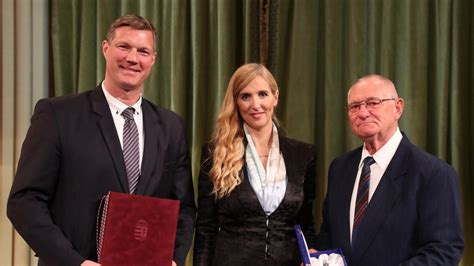 Urbán Lajos mesteredző portréja