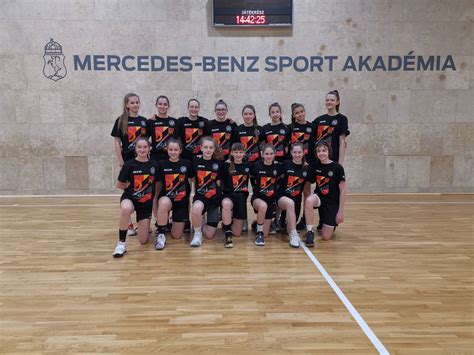 Mercedes Kosárlabda Akadémia évzáró ünnepségének pillanata