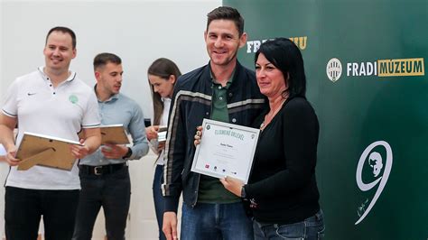 A Telekom-Aktív Szurkolók Program résztvevői edzés közben
