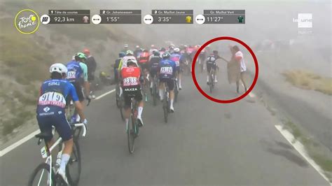 Julian Alaphilippe a Tourmalet emelkedőjén