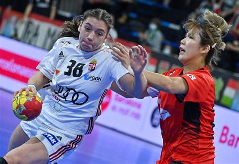 Kim Rasmussen a dél-koreai női kézilabda-válogatott edzőjeként