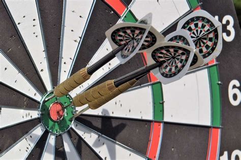 Darts lövés akcióban
