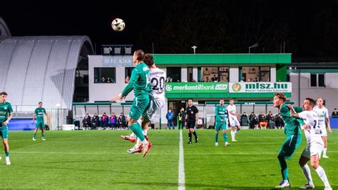 Duna Aszfalt TLC FC Ajka csapatkép a 2019/2020-as szezon elejéről