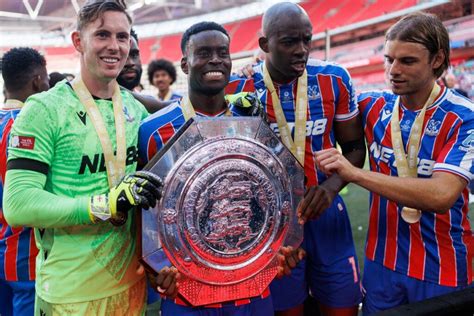 Liverpool és Crystal Palace játékosok a Community Shielden