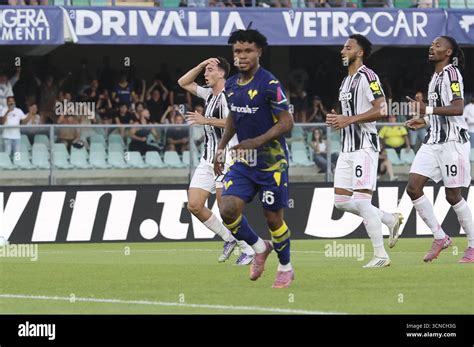A Hellas Verona játékosának, Gift Orbannak összetűzése a szurkolókkal