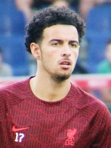Curtis Jones ünneplés gól után