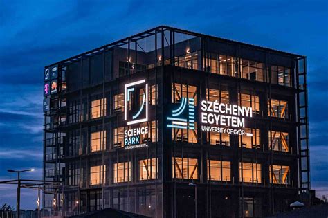 Széchenyi István Egyetem épülete