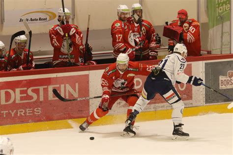 Az Újpesti TE jégkorongcsapatának régi fényképe